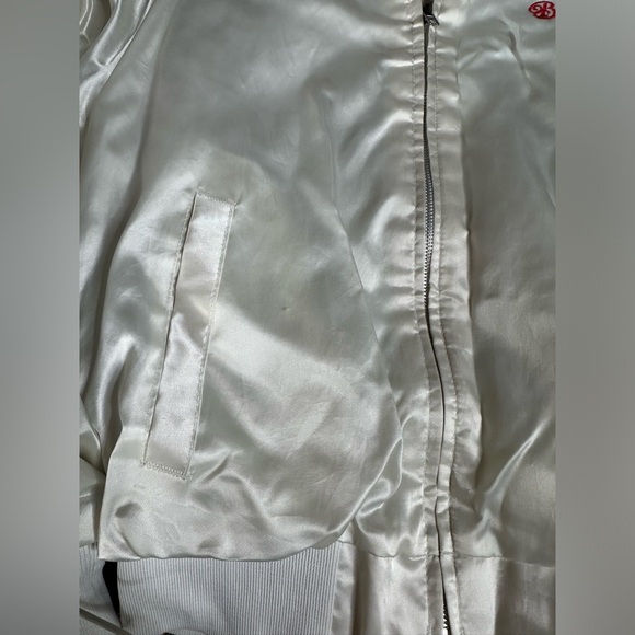 Embroidered jacket - Picture 8 of 8